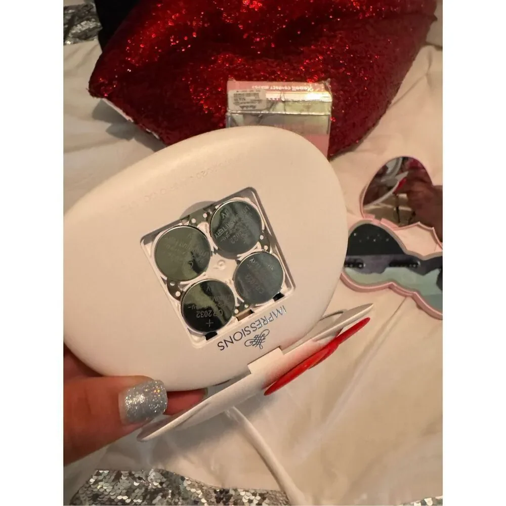 2x impressions x Hello Kitty handheld compact/purse Touchpad lighted mirrors